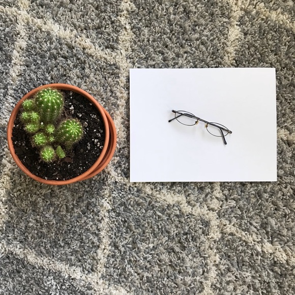 GUESS Prescription Eyeglasses - Picture 2 of 8